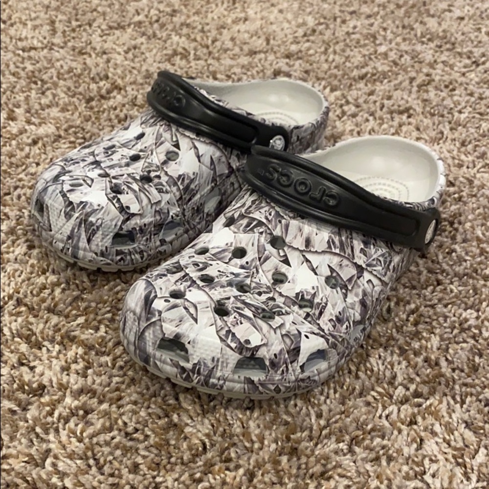 Crocs